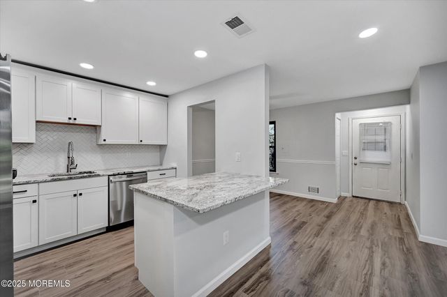 1604 Dahlia Court, Jackson, NJ 08527