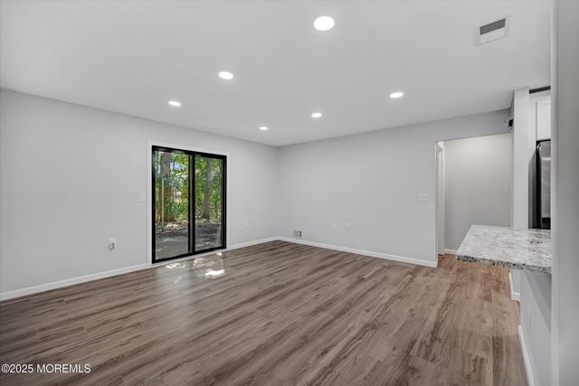 1604 Dahlia Court, Jackson, NJ 08527