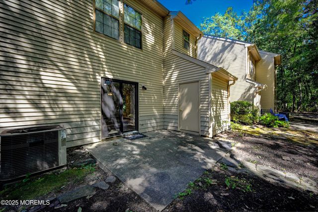 1604 Dahlia Court, Jackson, NJ 08527