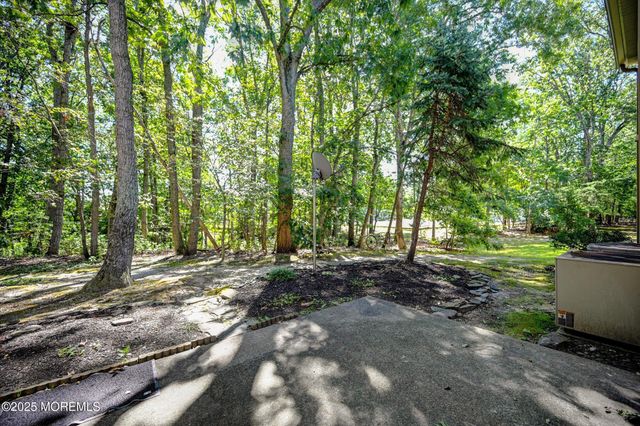 1604 Dahlia Court, Jackson, NJ 08527