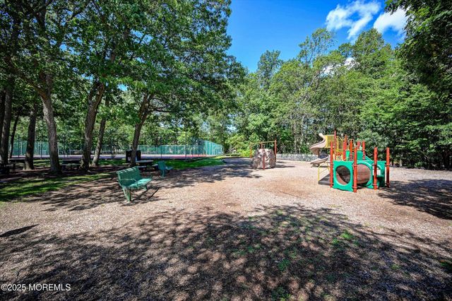 1604 Dahlia Court, Jackson, NJ 08527