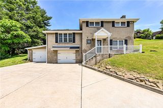 765 Robbins Station Rd, North Huntingdon, PA 15642