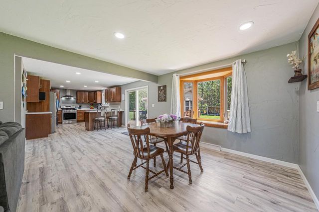 2987 W SHADY LANE, Neenah, WI 54956