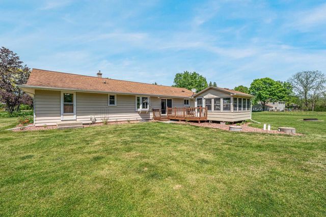 2987 W SHADY LANE, Neenah, WI 54956