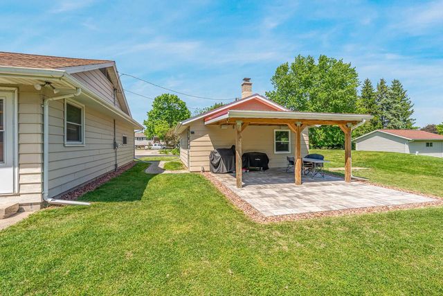 2987 W SHADY LANE, Neenah, WI 54956