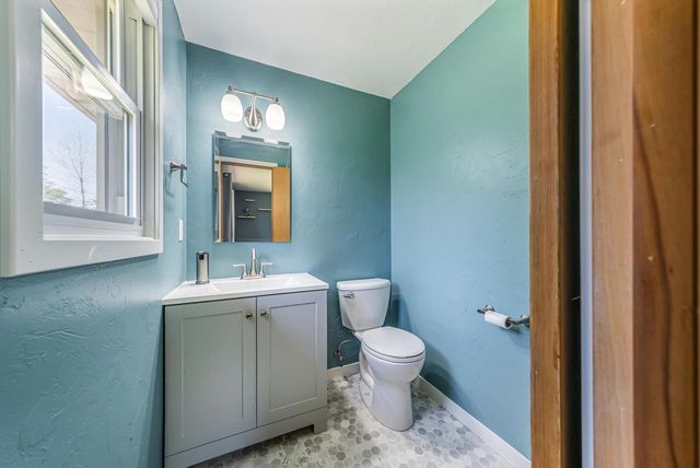 2987 W SHADY LANE, Neenah, WI 54956