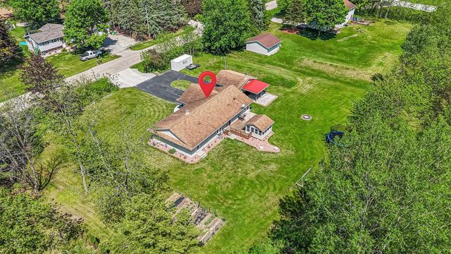 2987 W SHADY LANE, Neenah, WI 54956