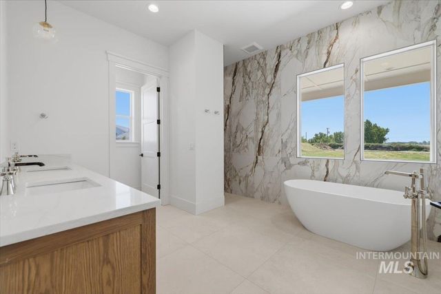 7621 E Midberry Ct, Nampa, ID 83687