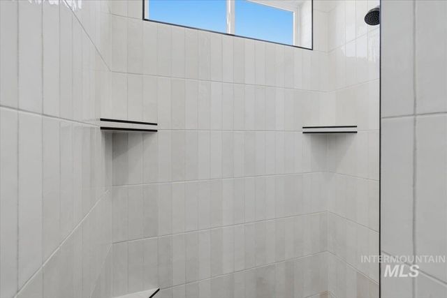 7621 E Midberry Ct, Nampa, ID 83687