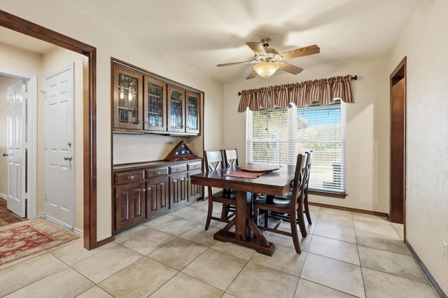 6007 Forestcreek Court, Arlington, TX 76016
