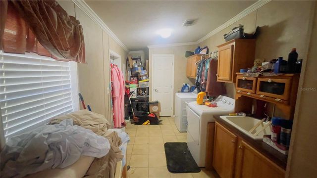 605 STANDRIDGE STREET, Bronson, FL 32621