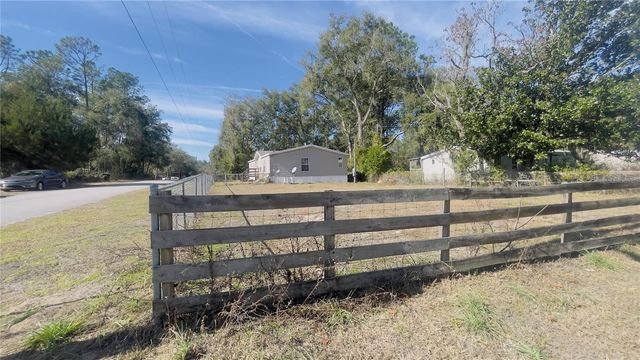 605 STANDRIDGE STREET, Bronson, FL 32621