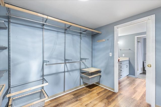 100 Ledgewood Dr 410, Stoneham, MA 02180