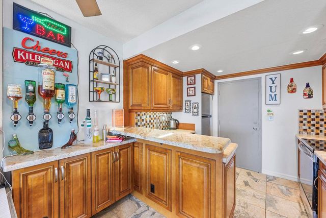 1831 NE 38th Street 410, Oakland Park, FL 33308