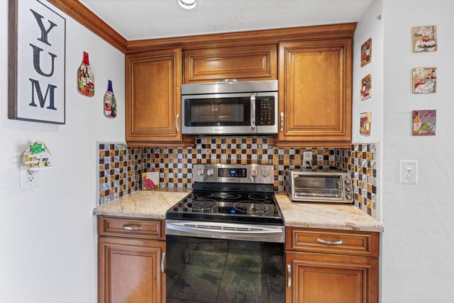1831 NE 38th Street 410, Oakland Park, FL 33308