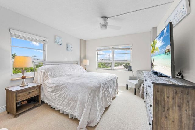 1831 NE 38th Street 410, Oakland Park, FL 33308