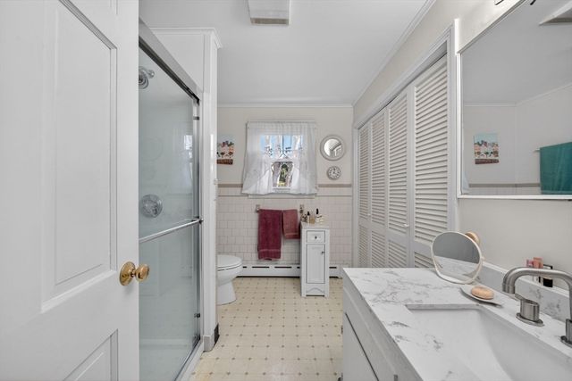 788 Dartmouth St, Dartmouth, MA 02748