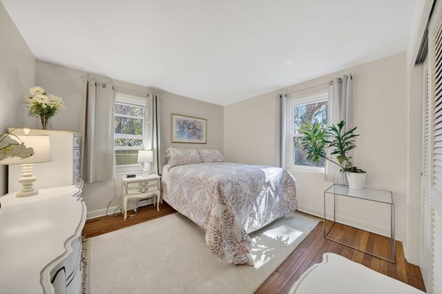 788 Dartmouth St, Dartmouth, MA 02748