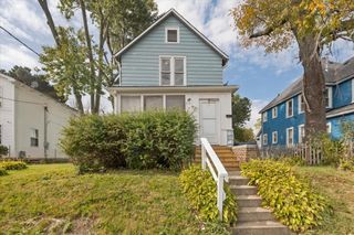 710 S Martin Luther King Jr Avenue, Waukegan, IL 60085