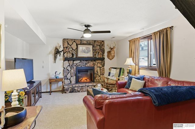 2635 N 125 Circle, Omaha, NE 68164