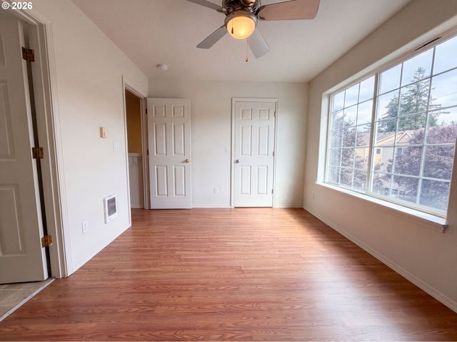 12103 Se HAROLD St, Portland, OR 97266
