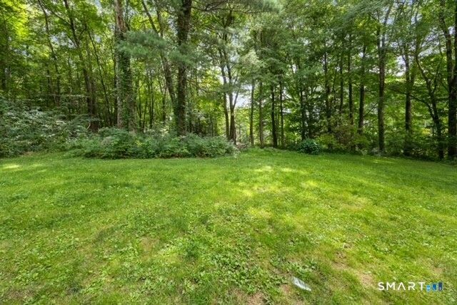 65 Burwell Road, New Hartford, CT 06057