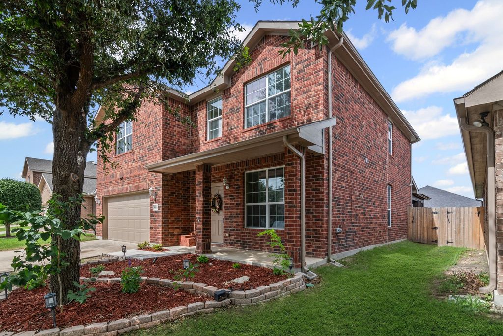 9016 Stone Mill Lane, Fort Worth, TX 76179