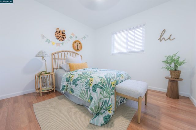 3085 Stanton Cir, Carmichael, CA 95608