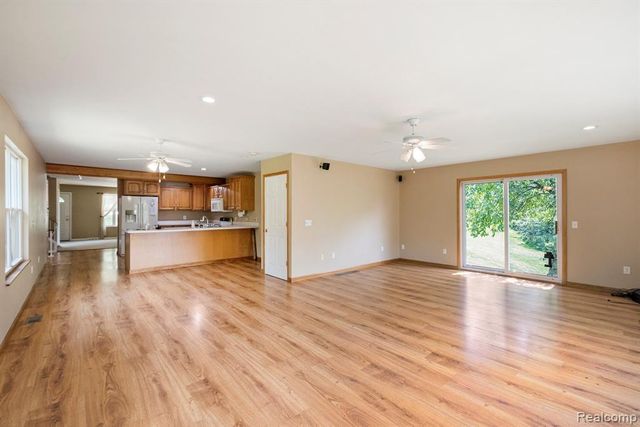 1490 Gage Road, Holly, MI 48442