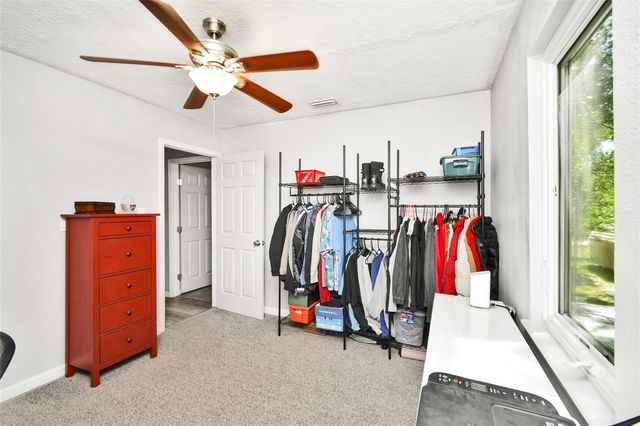 29827 Shady Brook Ln, Magnolia, TX 77355
