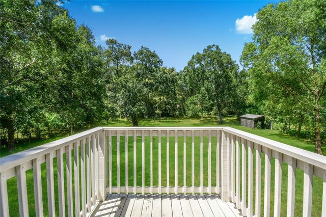 29827 Shady Brook Ln, Magnolia, TX 77355