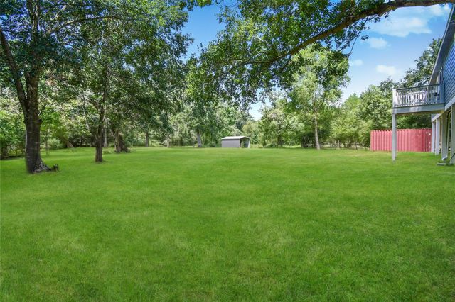 29827 Shady Brook Ln, Magnolia, TX 77355