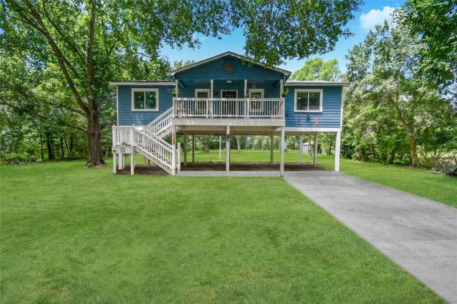 29827 Shady Brook Ln, Magnolia, TX 77355