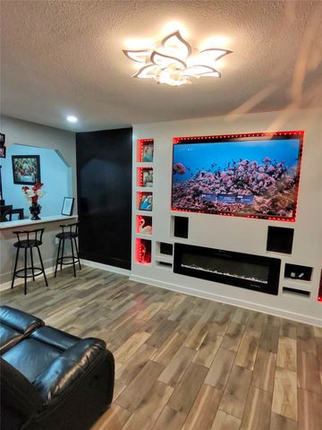 4332 Quails Lane, Fort Worth, TX 76119