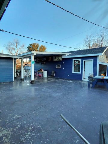 4332 Quails Lane, Fort Worth, TX 76119