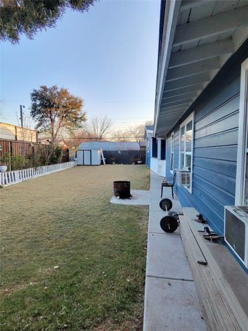 4332 Quails Lane, Fort Worth, TX 76119