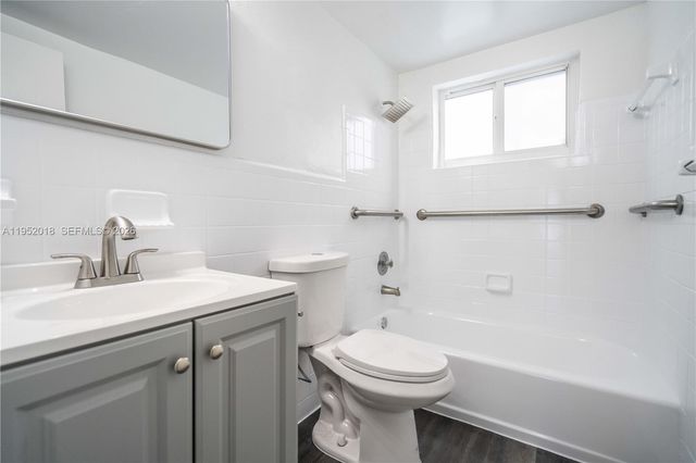 6650 Miller Dr 7, South Miami, FL 33155