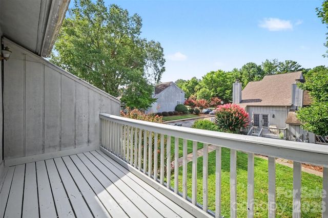 100 Willow Run Drive 33, Gastonia, NC 28056