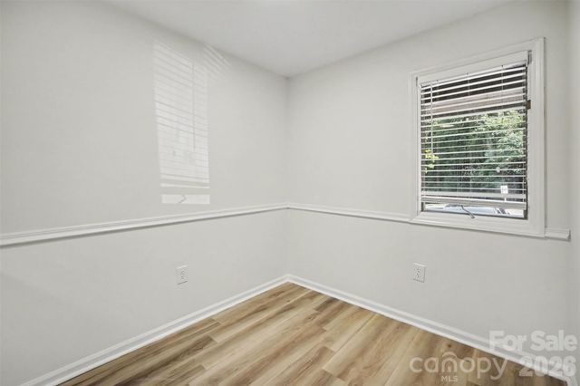 100 Willow Run Drive 33, Gastonia, NC 28056