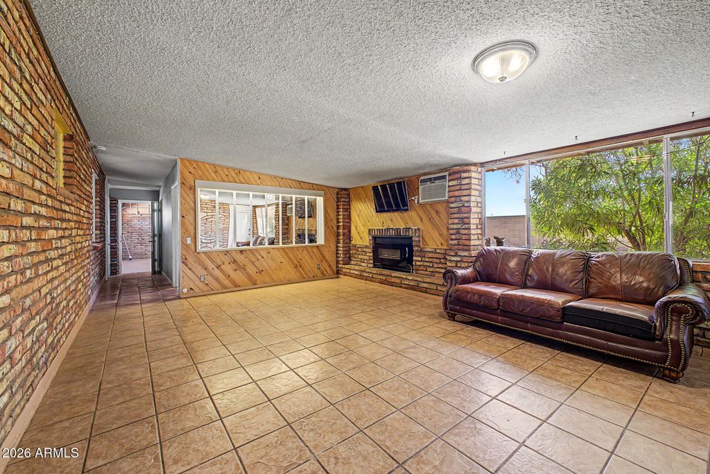 6526 E HOLLY Drive, Mesa, AZ 85215 — photo 3