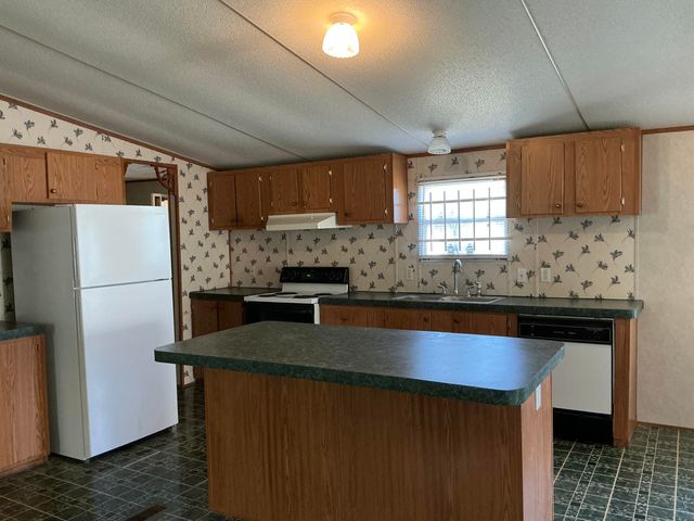 1761 Branchdale Highway, Holly Hill, SC 29059