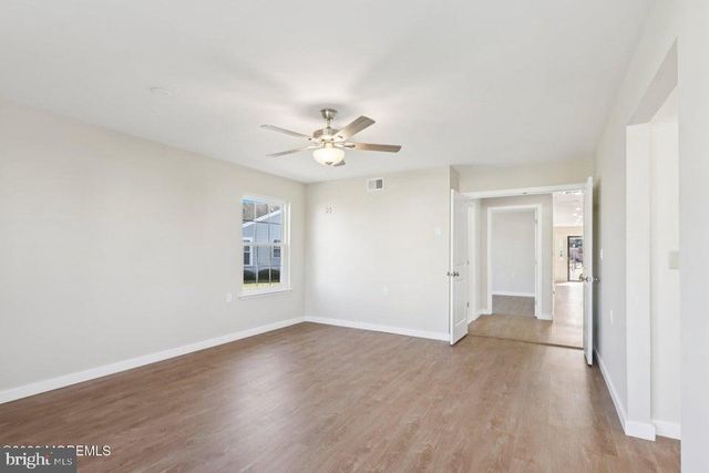 5 CAROL CT, Manchester Township, NJ 08759