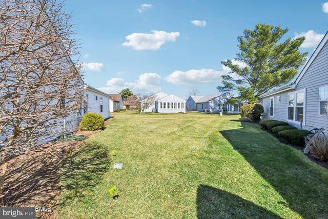 5 CAROL CT, Manchester Township, NJ 08759