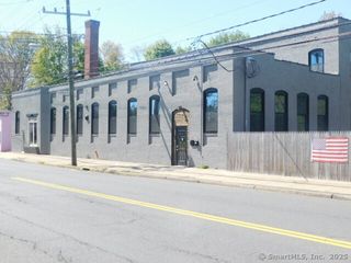 125 West Main Street 101, Plainville, CT 06062