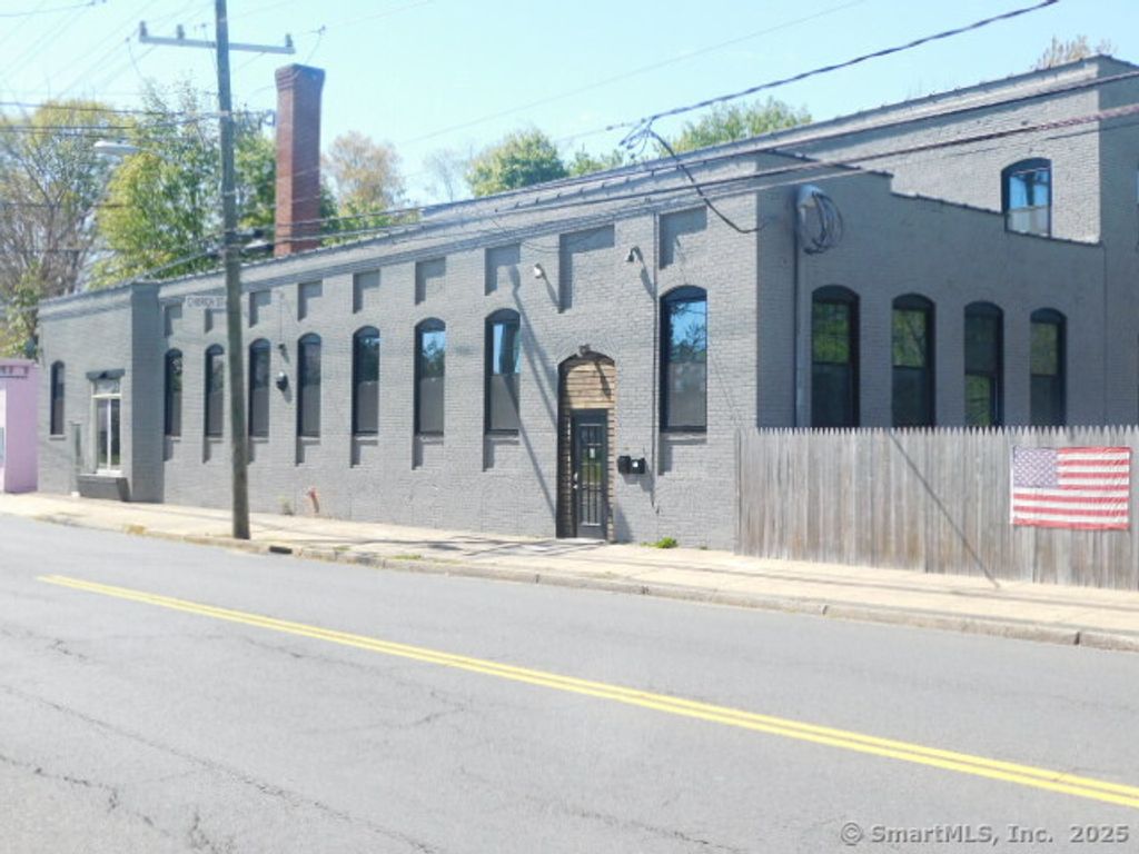 125 West Main Street 101, Plainville, CT 06062