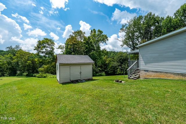 210 Whitaker Road, Jonesborough, TN 37659