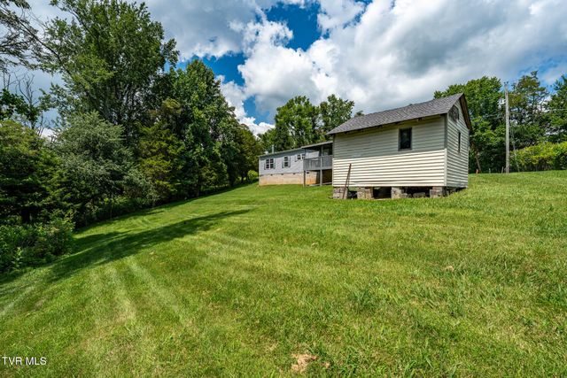 210 Whitaker Road, Jonesborough, TN 37659