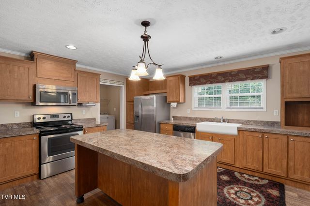210 Whitaker Road, Jonesborough, TN 37659
