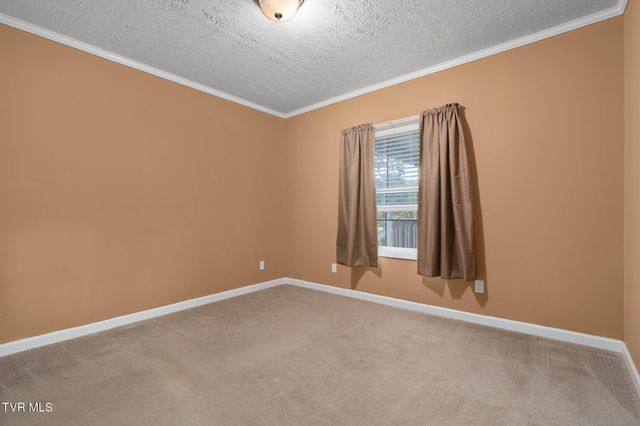 210 Whitaker Road, Jonesborough, TN 37659