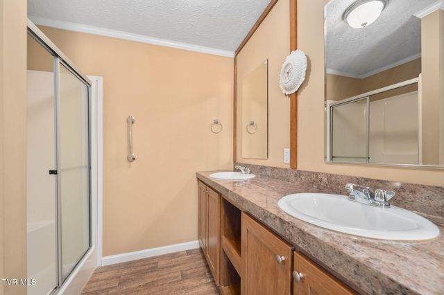 210 Whitaker Road, Jonesborough, TN 37659